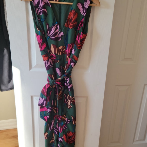 Icone Simons Belted Jumpsuit - Picture 4 of 5